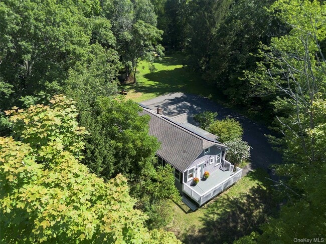 159 Ketchamtown Rd in Wappingers Falls, NY - Building Photo - Building Photo