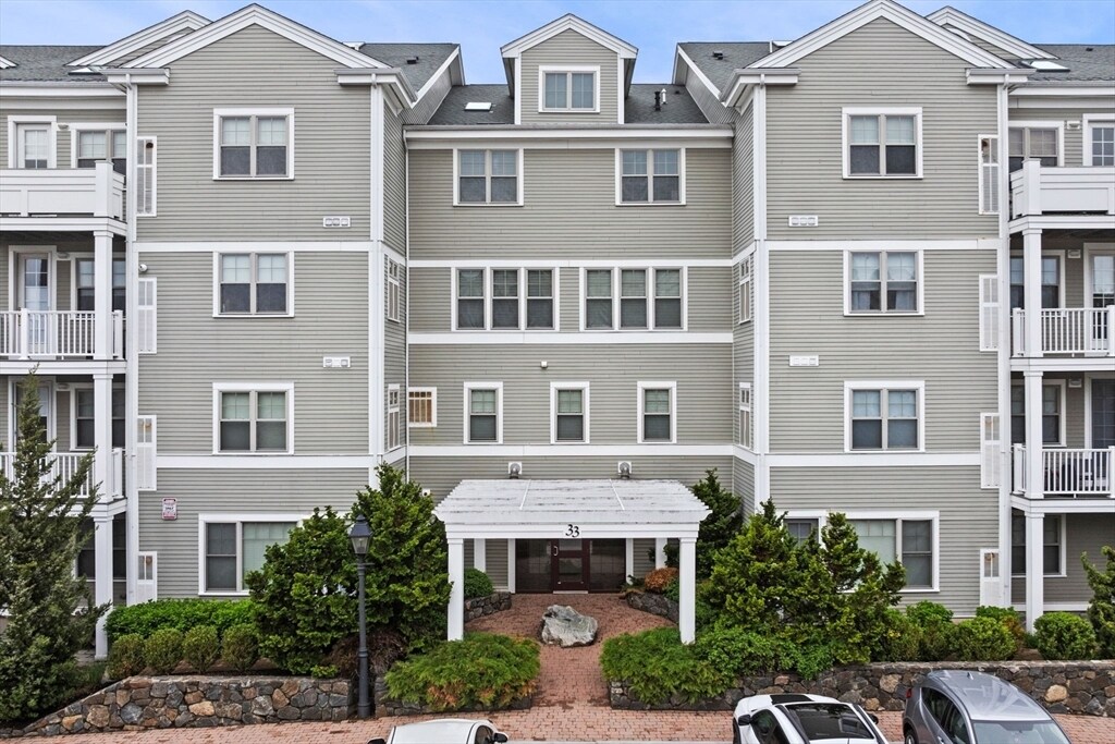 33 Intrepid Cir in Marblehead, MA - Building Photo