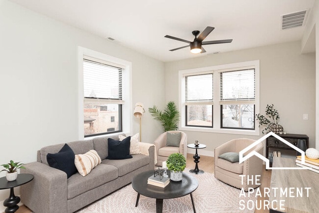 4409 N Seeley Ave, Unit 1 in Chicago, IL - Building Photo - Building Photo