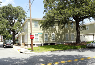 Cortlandt Village in Savannah, GA - Building Photo - Building Photo