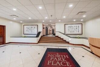 North Park Place Apartments in Southfield, MI - Foto de edificio - Lobby