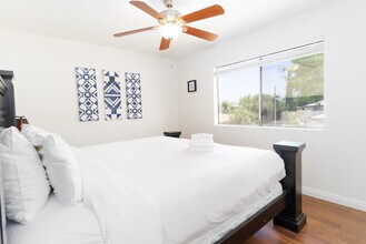 9855 Mission Greens Ct in Santee, CA - Building Photo - Building Photo