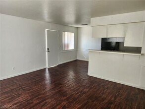 1664 Stevens St in Las Vegas, NV - Building Photo - Building Photo