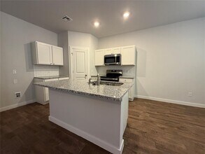 17351 Lantana Loop in Newalla, OK - Building Photo - Building Photo