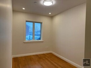 5716 162nd St-Unit -1 in Queens, NY - Building Photo - Building Photo
