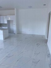 1482 NW 46th St in Miami, FL - Building Photo - Building Photo