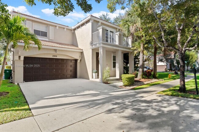 15816 SW 48th Manor in Miramar, FL - Foto de edificio - Building Photo