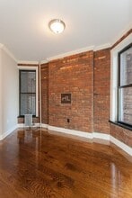 W 103RD ST., Unit 4W in New York, NY - Foto de edificio - Building Photo