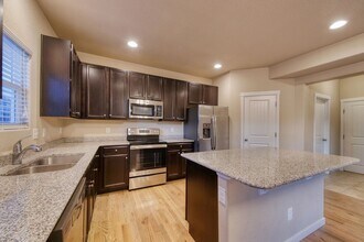 7920 Barraport Dr in Colorado Springs, CO - Foto de edificio - Building Photo