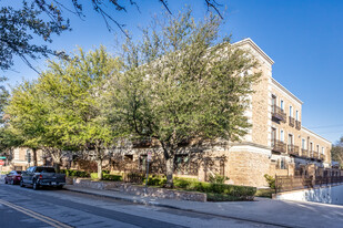 6605 Bandera Ave Apartments