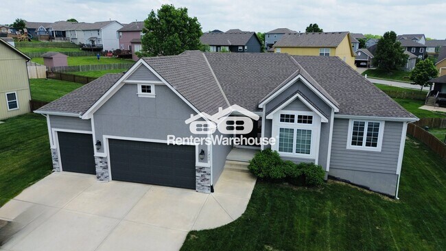 property at 1202 Ridge Tree Ln