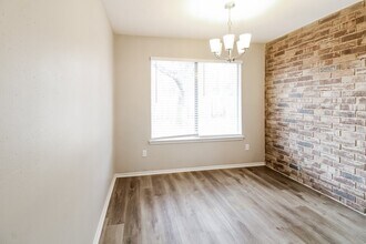 1206 Cable Way in Crosby, TX - Building Photo - Building Photo