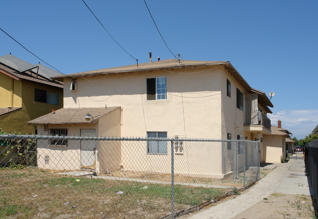 330 Cuesta Del Mar Dr in Oxnard, CA - Foto de edificio - Building Photo