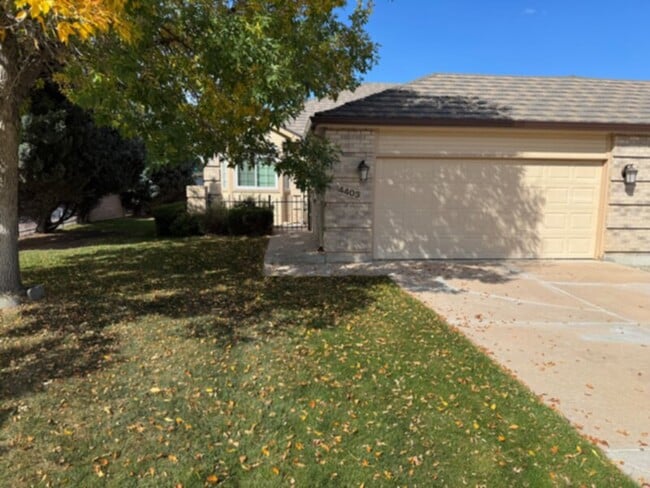 property at 4403 Songglen Cir