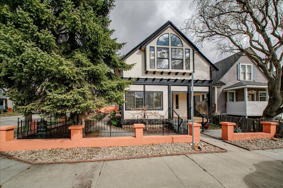 820 W Brumback St in Boise, ID - Building Photo