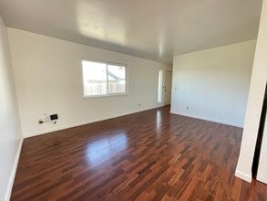 634 College St in Healdsburg, CA - Building Photo - Building Photo