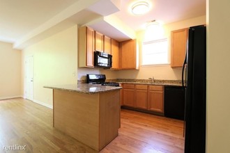 1311 W Fillmore St in Chicago, IL - Foto de edificio - Building Photo