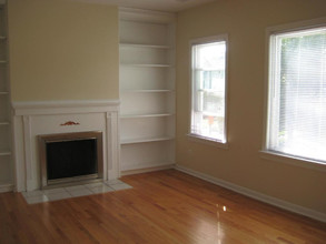 1915 Asbury Ave in Evanston, IL - Foto de edificio - Interior Photo