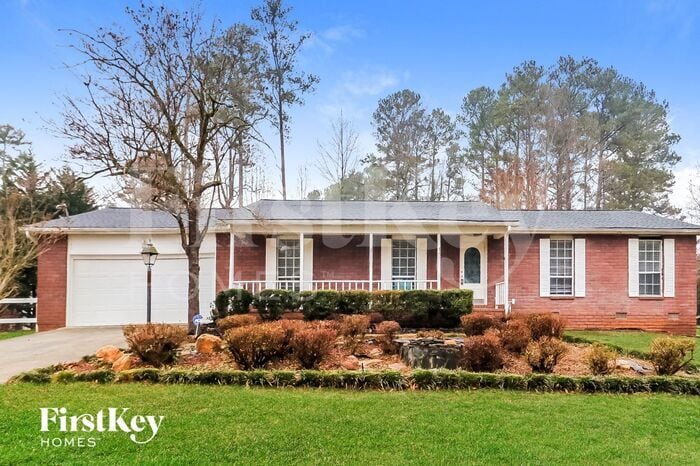 860 Regency Ct NW in Lawrenceville, GA - Building Photo