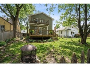 241 Russell Ave S in Minneapolis, MN - Building Photo - Building Photo