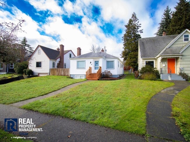 910 N Union Ave in Tacoma, WA - Building Photo - Building Photo