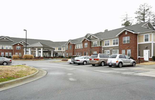 Meadowcreek Commons in Raleigh, NC - Foto de edificio - Building Photo