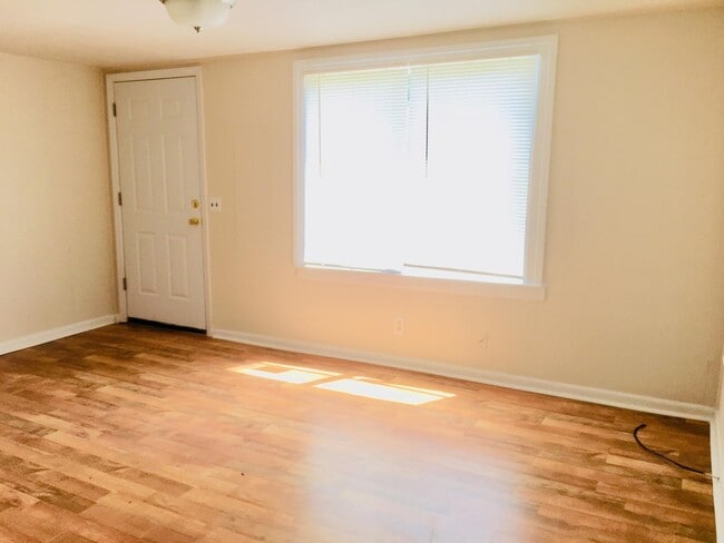 321 Vernon St in New Llano, LA - Building Photo - Building Photo