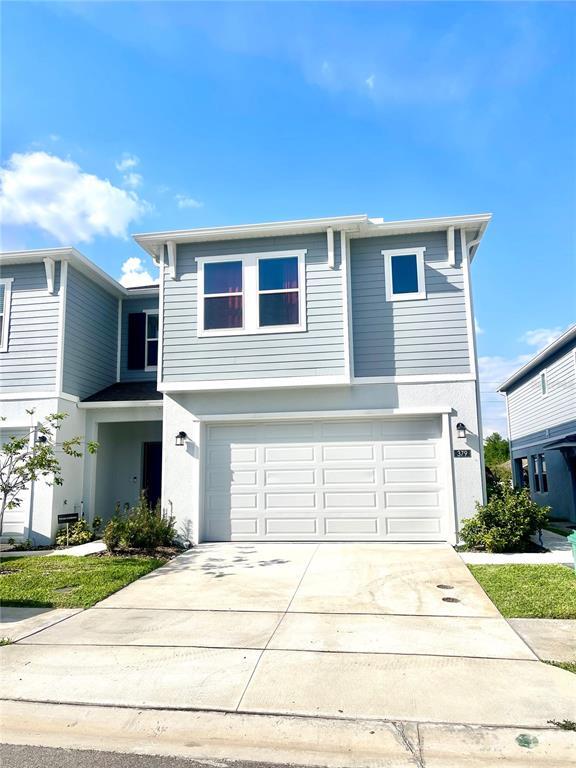 379 Sol Vis Dr in Dundee, FL - Building Photo - Building Photo