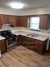 2524 S Jefferson Ave in Springfield, MO - Building Photo - Building Photo