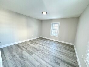 55 Burrell St in Boston, MA - Building Photo - Building Photo