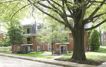 Nottingham Gardens in Baltimore, MD - Foto de edificio - Building Photo