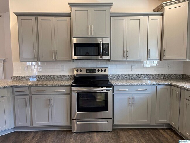 197 Abercorn Dr in Madison, AL - Building Photo - Building Photo