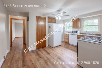 5165 Stanton Ave in Pittsburgh, PA - Building Photo - Building Photo