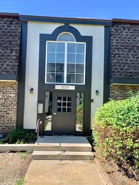 property at 879 Trace Dr