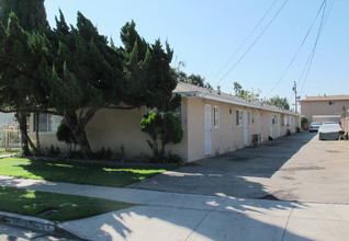 9526 Harvard St in Bellflower, CA - Building Photo - Building Photo