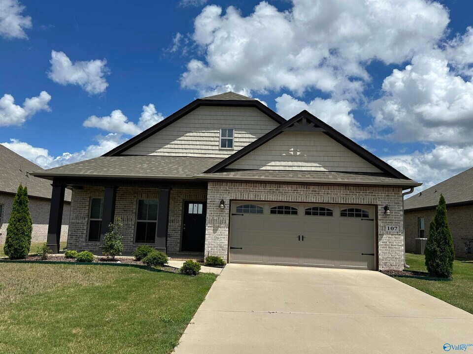 107 Lem Wy Rd in Hazel Green, AL - Building Photo