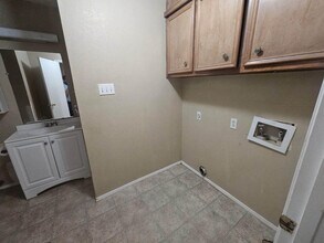 811 E 79th St in Lubbock, TX - Building Photo - Building Photo