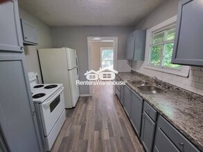 6835 Bellefontaine Ave in Kansas City, MO - Foto de edificio - Building Photo