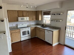 1200 S Third St in Mebane, NC - Building Photo - Building Photo