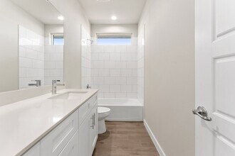 2101 Fortune Dr in Midland, TX - Building Photo - Building Photo