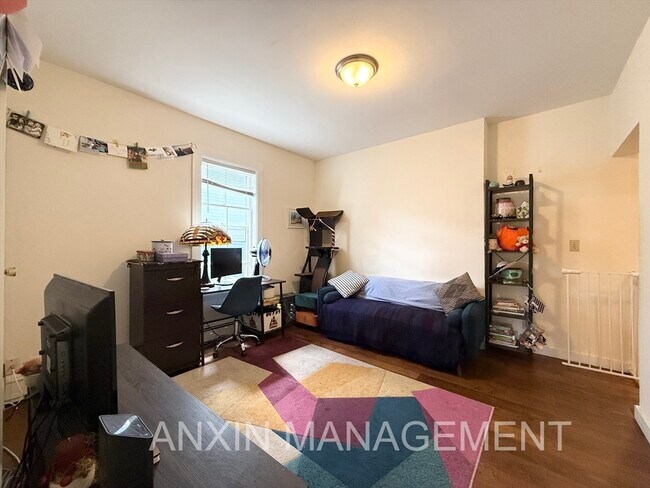 41 Clifton St in Cambridge, MA - Building Photo - Building Photo