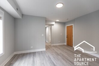 1137 Oak Ave in Evanston, IL - Foto de edificio - Building Photo