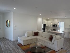 1704 5th St in Sarasota, FL - Foto de edificio - Building Photo