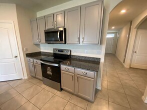 671 Tortugas St in Haines City, FL - Building Photo - Building Photo