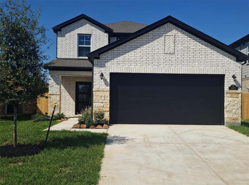 5819 BLUE GRAM Dr in Katy, TX - Building Photo