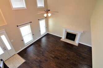 1828 Apache Way in Clarksville, TN - Building Photo - Building Photo