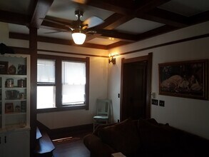 1801 E 12th St in Des Moines, IA - Foto de edificio - Building Photo