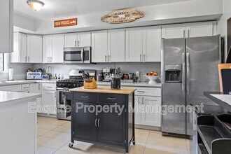 1845 Huron Dr in Ventura, CA - Building Photo - Building Photo