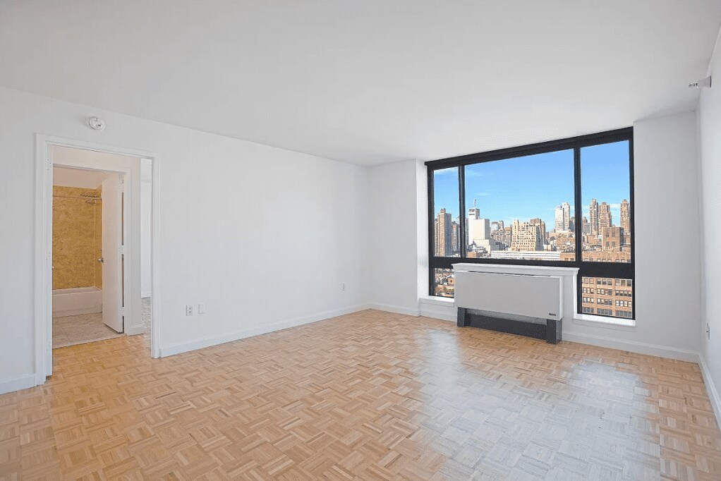 360 W 43rd St in New York, NY - Building Photo