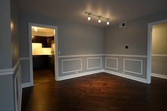 2739 W Glenlake Ave in Chicago, IL - Building Photo - Building Photo